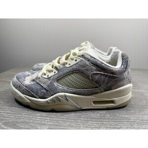 Nike Air Jordan 5 Low Expression Shoes Womens Size 7 Coconut Milk DA8016-100